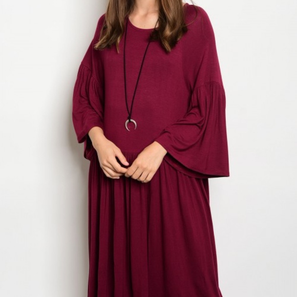 Scoop Neck Long Bell Sleeve Draped Dress. - Picture 2 of 3